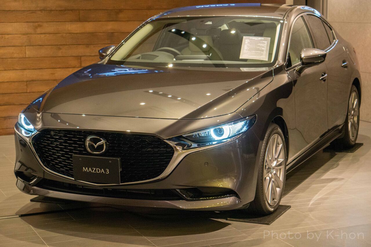 Mazda3 Sedan のジェットブラックがかっこいい K Blog Next